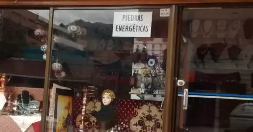 MIL Y UNA NOCHE MIL Y UNA NOCHE